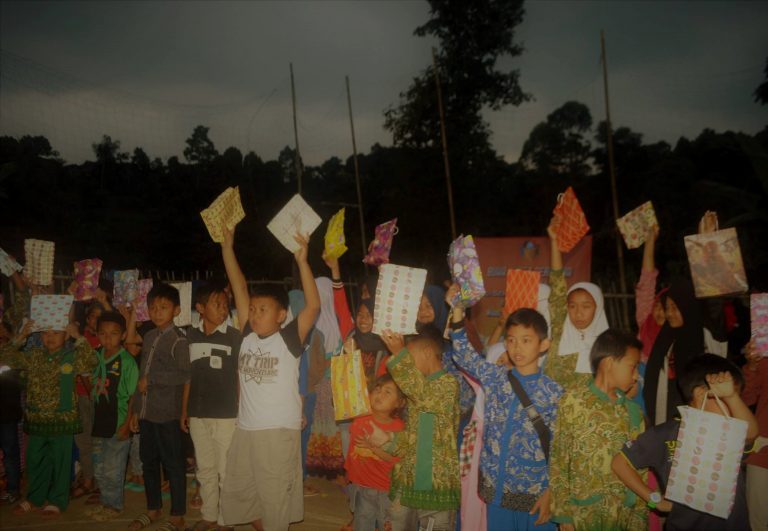 Aksi Ramadhan Botram Bersama Warga Desa