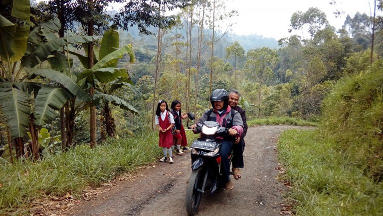 Suami Setor Saban Hari