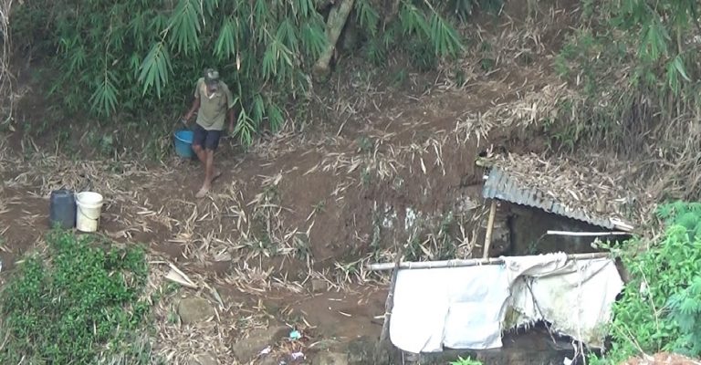 Tragis. Puluhan Rumah Tangga ini Hidup tanpa Air Bersih