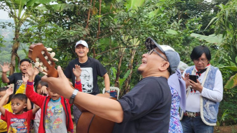 Ferry Curtis, Musik Bertutur dan Odesa Indonesia