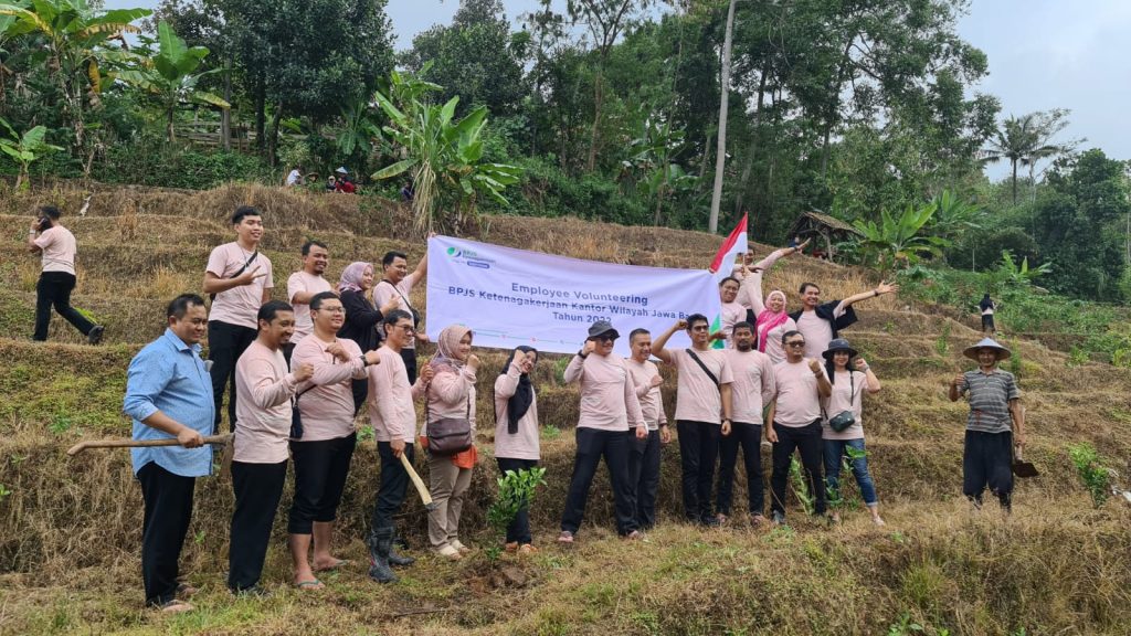 Menyumbang Bibit
